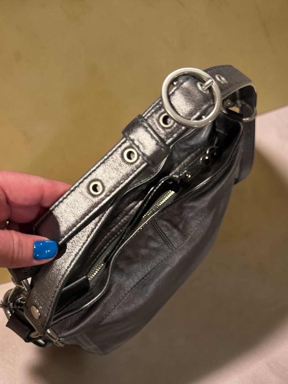 Coach Silver Metallic Leather Hobo Bag F14707 - Picture 6 of 16